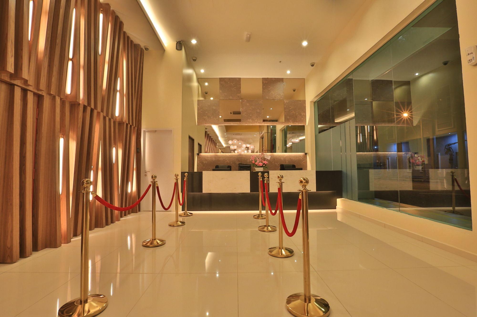 Supreme Hotel Malakka Dış mekan fotoğraf